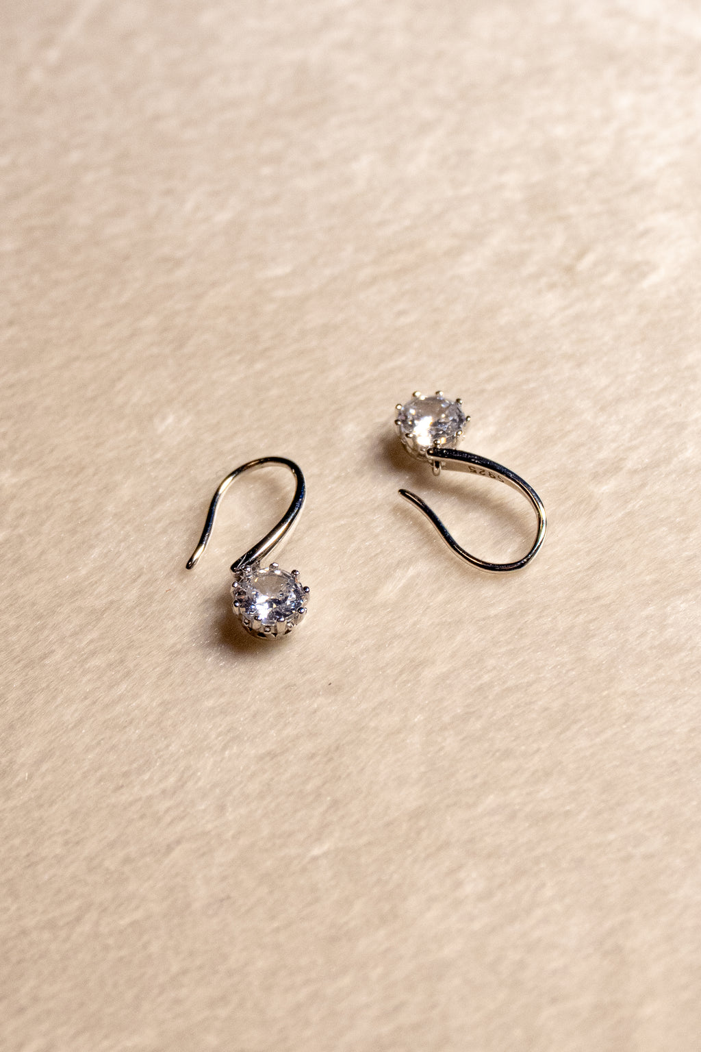 Light Flash Silver Earrings